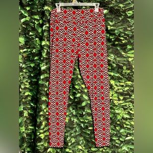 Lularoe Valentines Day Heart Leggings Red Pink White Womens Tall and Curvy TC